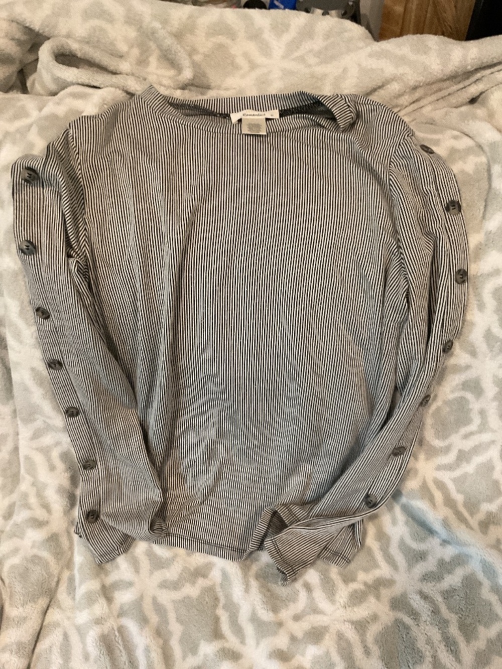 Urban Romantics crewneck, long sleeve pinstripe, black/white button down arms